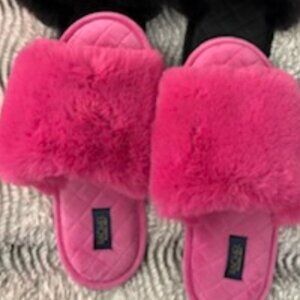 Rachel Roy Pink Furry Slippers
